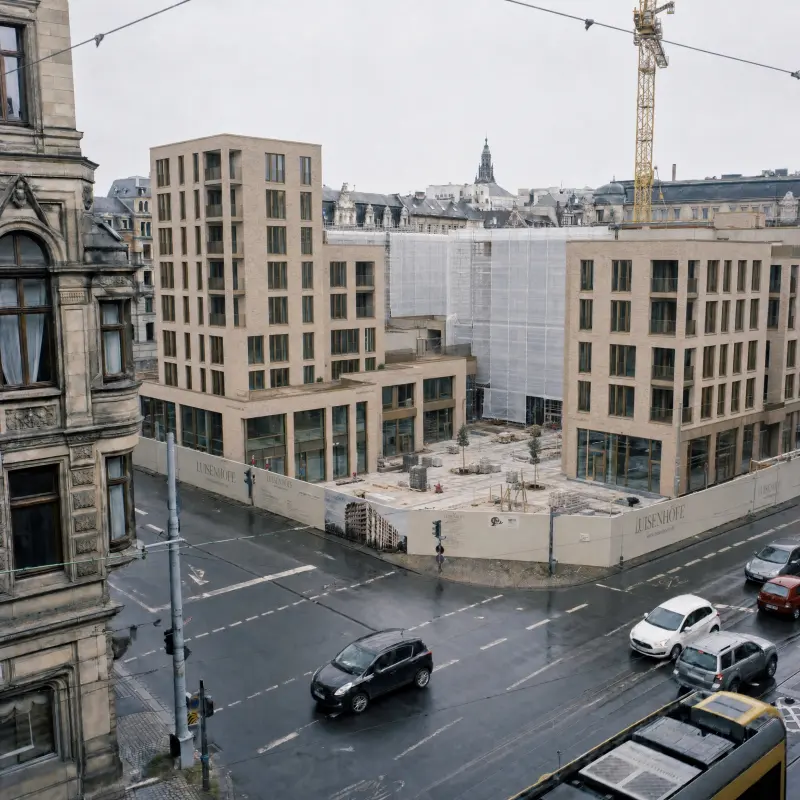 Fortgeschrittener Bau, Fassaden werden geschlossen, KI-generiert
