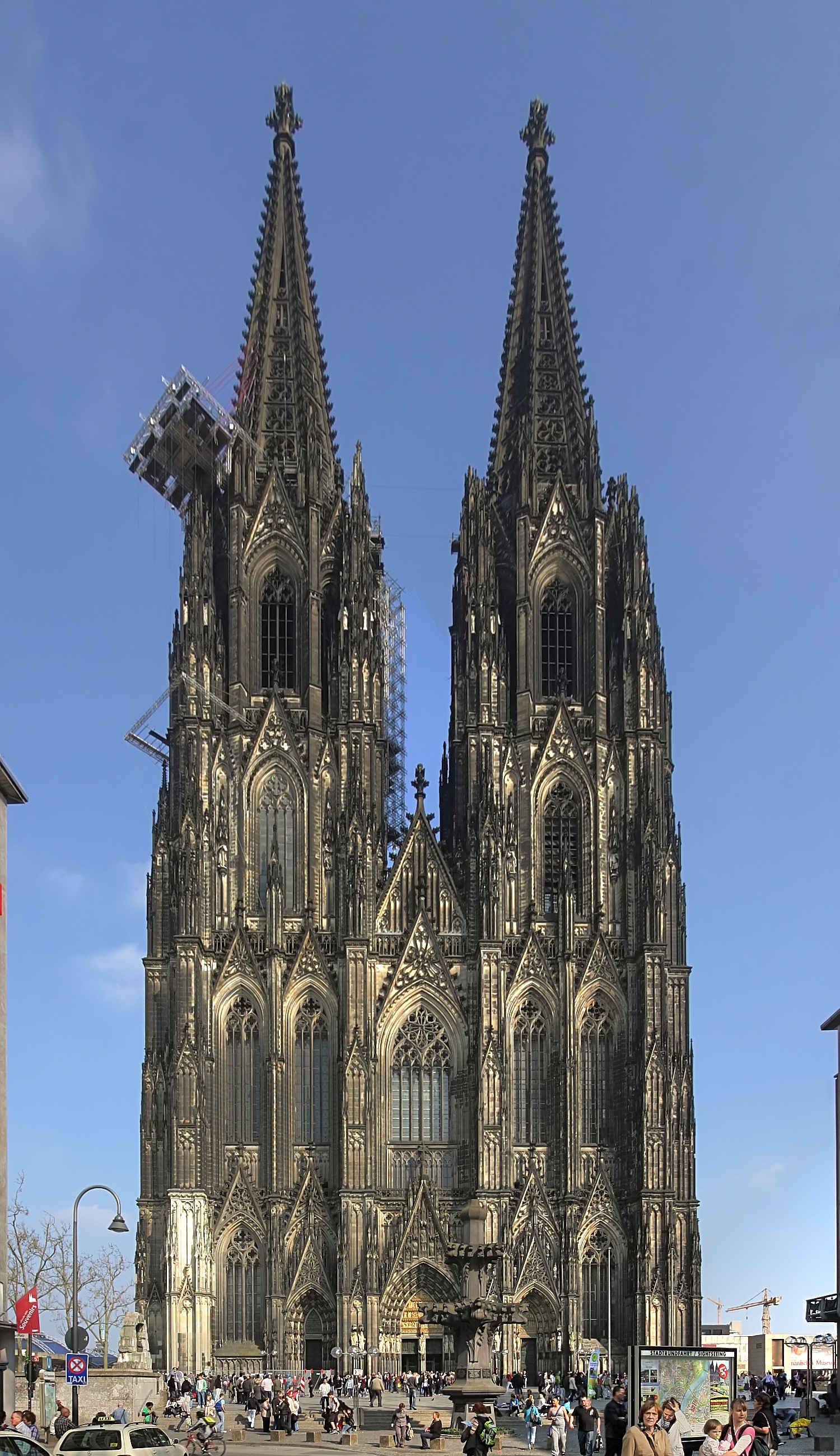 Westfassade des Kölner Doms
